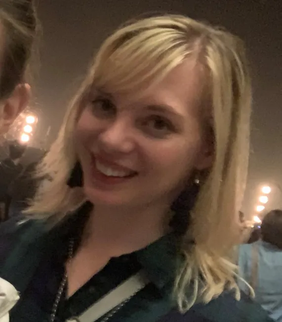 headshot of Sheridan Sayles